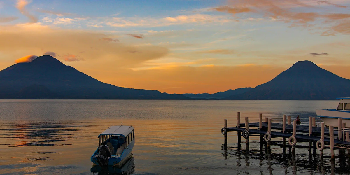 Lake-Atitlan-Sunset-Guatemala-Centroamerica-02