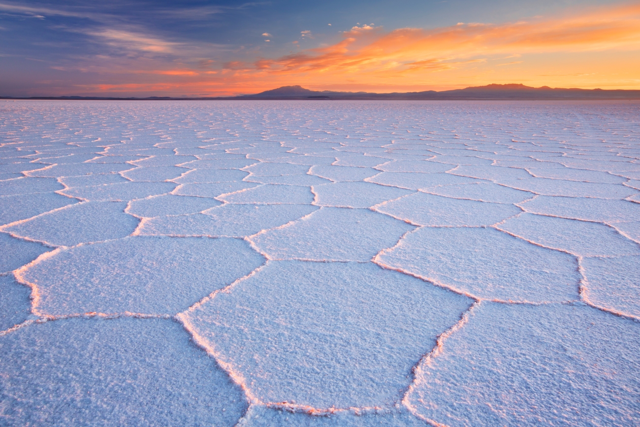 Uyuni-Salt-Flat-sunset-1
